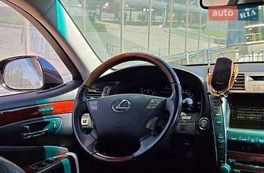 Седан Lexus LS 2007 в Киеве