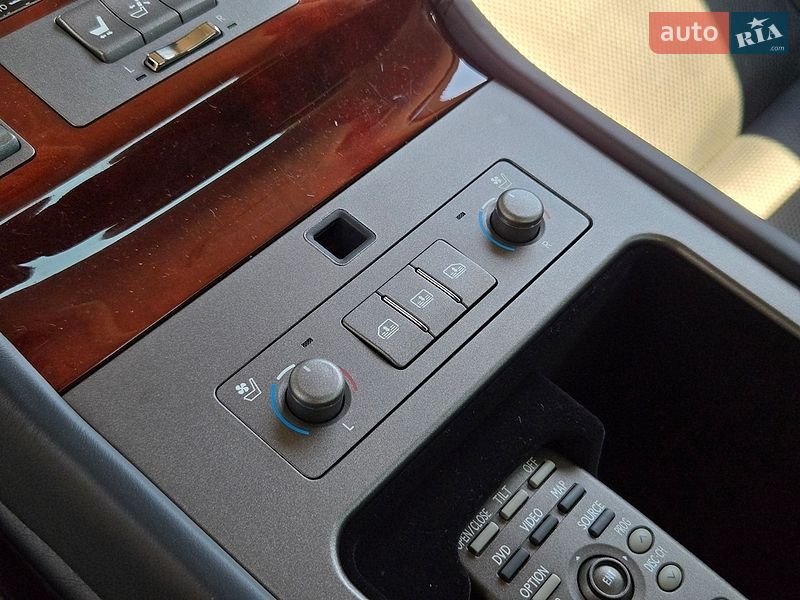 Седан Lexus LS 2007 в Киеве