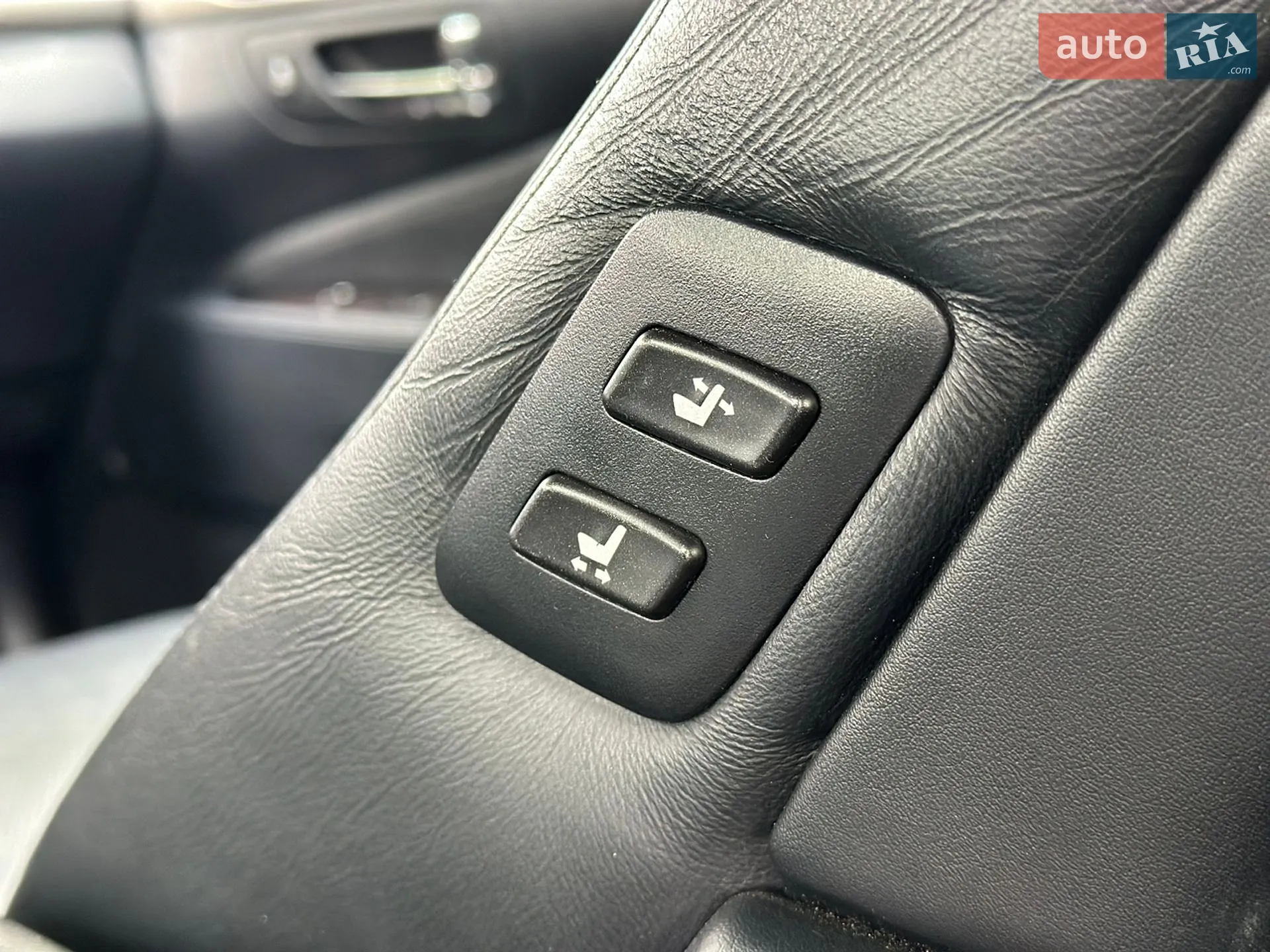 2013 Lexus LS - мініатюра 15