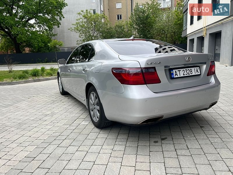 Седан Lexus LS 2007 в Івано-Франківську