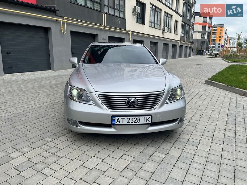 Седан Lexus LS 2007 в Івано-Франківську