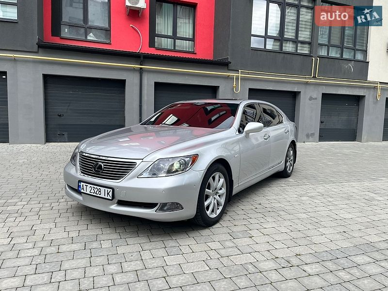 Седан Lexus LS 2007 в Івано-Франківську
