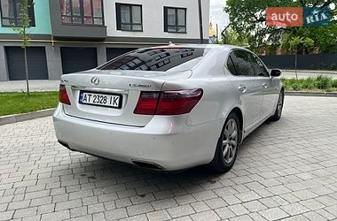 Седан Lexus LS 2007 в Івано-Франківську