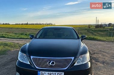 Седан Lexus LS 2007 в Новой Одессе