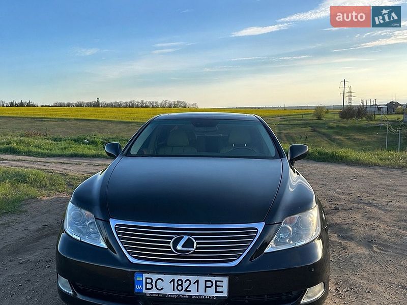 Седан Lexus LS 2007 в Новой Одессе