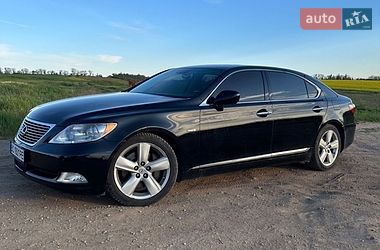 Седан Lexus LS 2007 в Новой Одессе