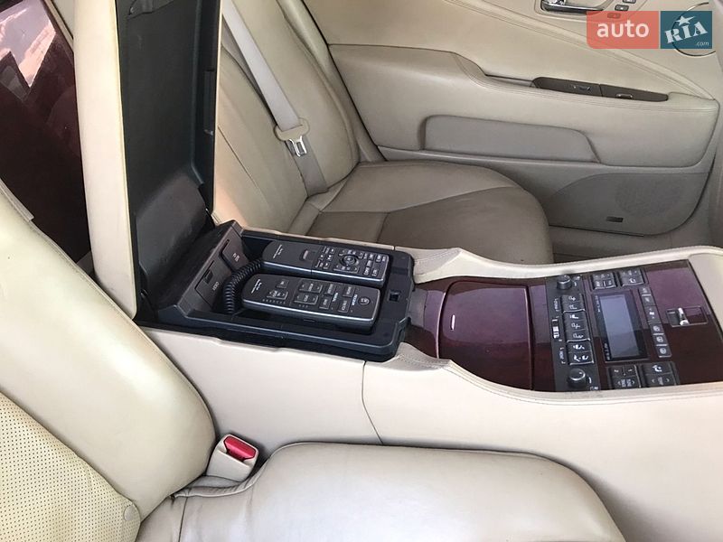 Седан Lexus LS 2007 в Новой Одессе