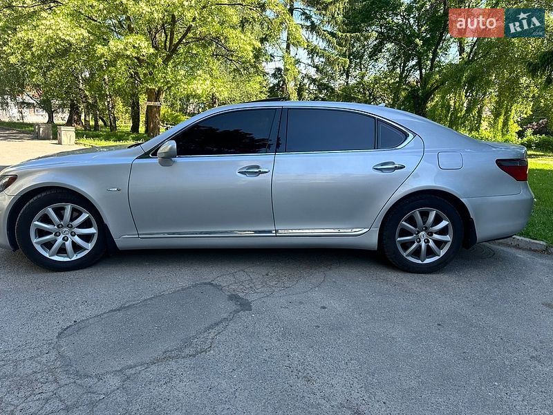Седан Lexus LS 2007 в Черновцах фото 8 Седан Lexus LS 2007 в Черновцах