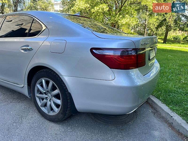 Седан Lexus LS 2007 в Черновцах фото 14 Седан Lexus LS 2007 в Черновцах