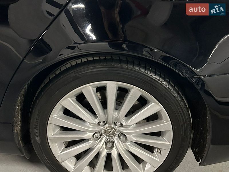 Седан Lexus LS 2014 в Киеве