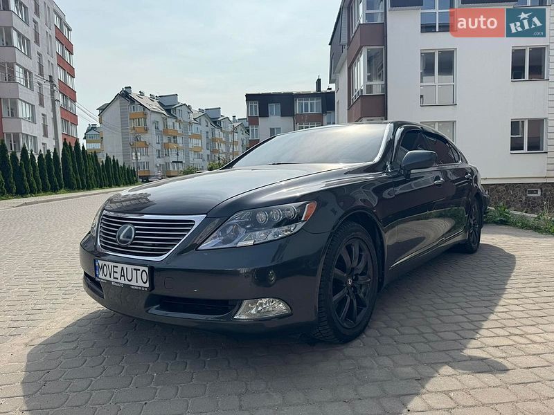Седан Lexus LS 2007 в Львові