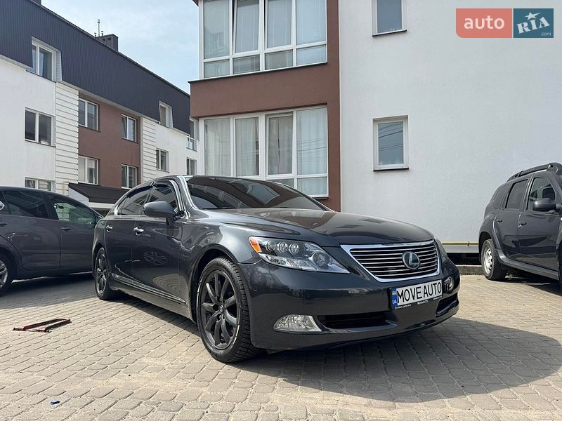 Седан Lexus LS 2007 в Львові