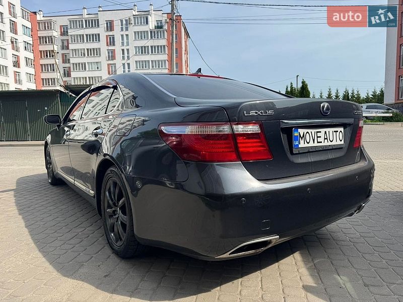 Седан Lexus LS 2007 в Львові