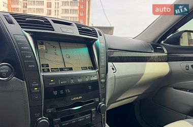 Седан Lexus LS 2007 в Львові