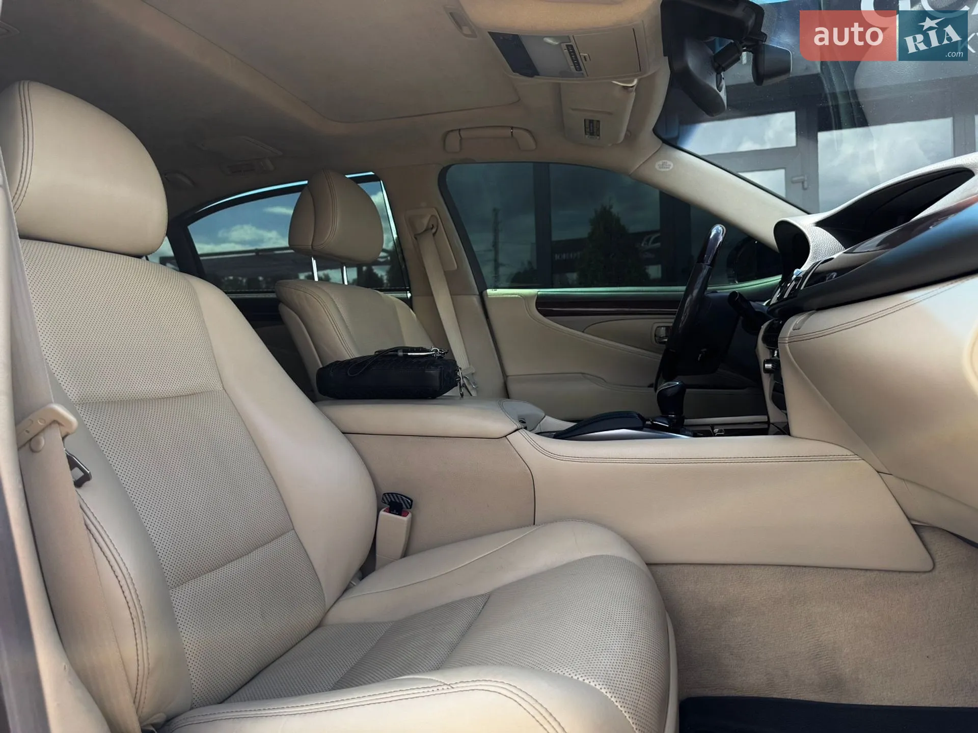 2014 Lexus LS - мініатюра 39