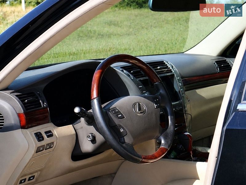 Седан Lexus LS 2007 в Полтаве