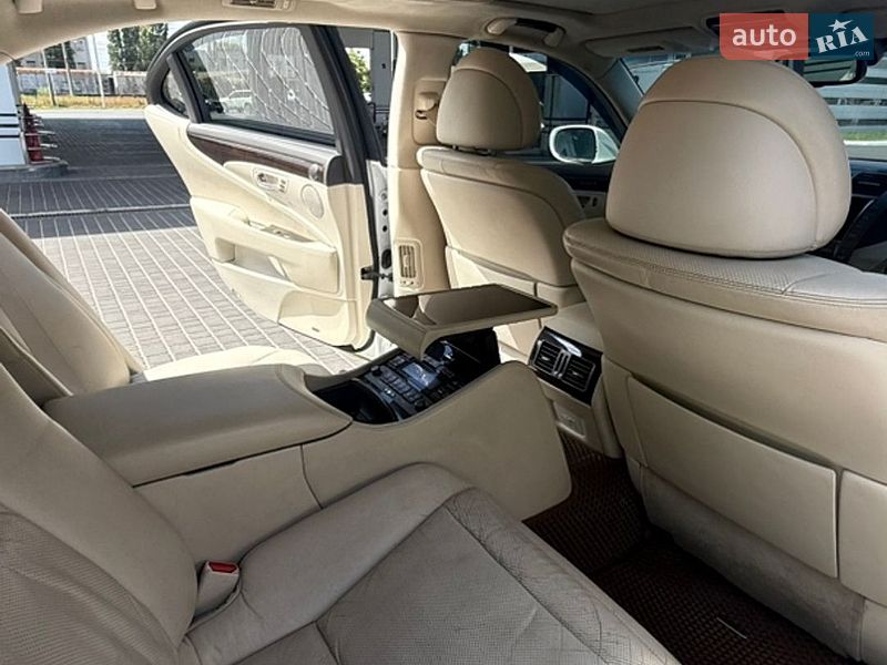 Седан Lexus LS 2007 в Одесі