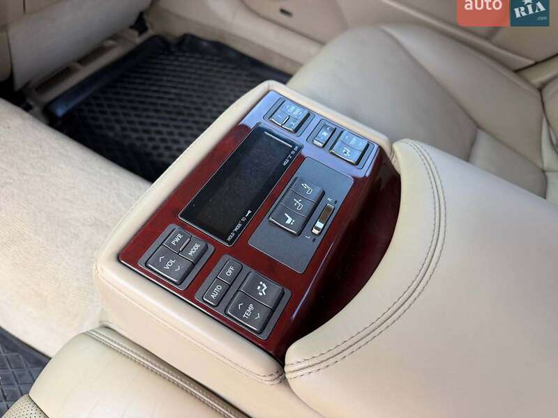 Седан Lexus LS 2009 в Одессе