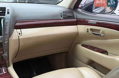 Седан Lexus LS 2009 в Одессе