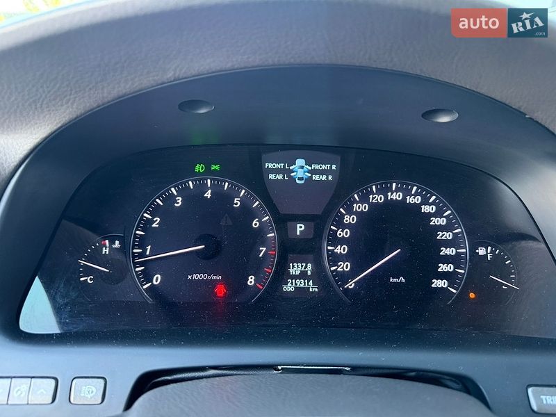 Седан Lexus LS 2007 в Ивано-Франковске