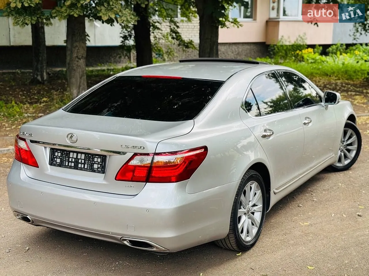 2010 Lexus LS - мініатюра 16