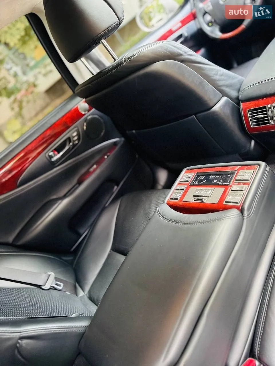 2010 Lexus LS - мініатюра 28