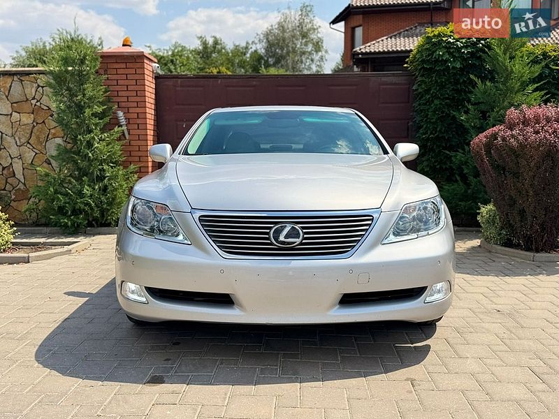 Седан Lexus LS 2007 в Миколаєві