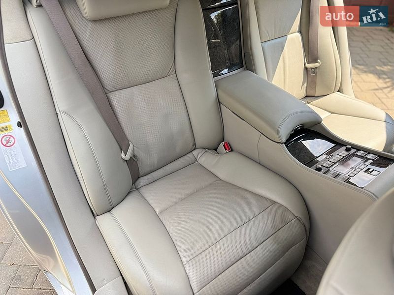 Седан Lexus LS 2007 в Миколаєві