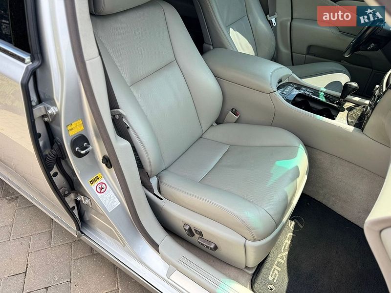 Седан Lexus LS 2007 в Миколаєві