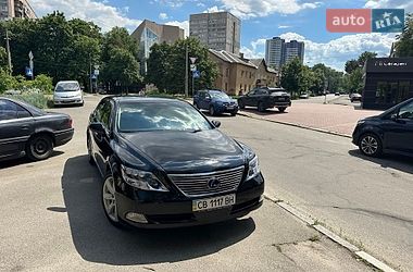 Седан Lexus LS 2007 в Киеве Седан Lexus LS 2007 в Киеве