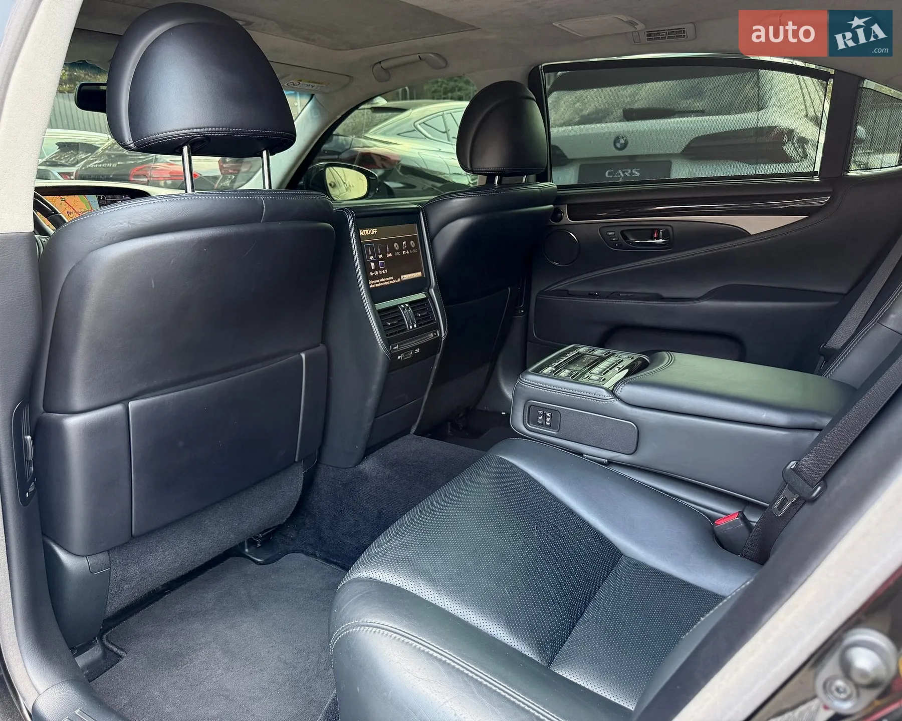 2014 Lexus LS - мініатюра 13