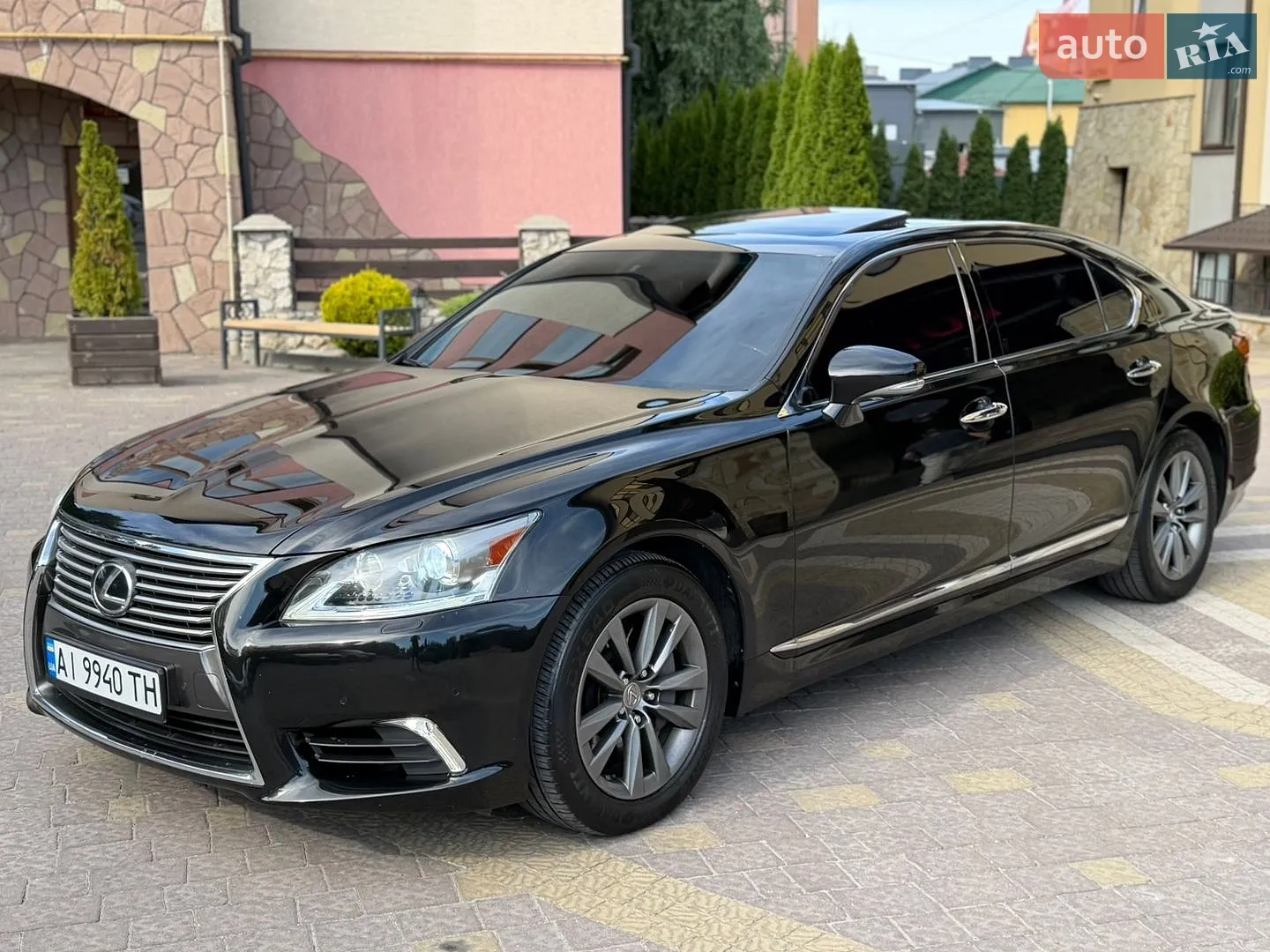 2012 Lexus LS - мініатюра 3