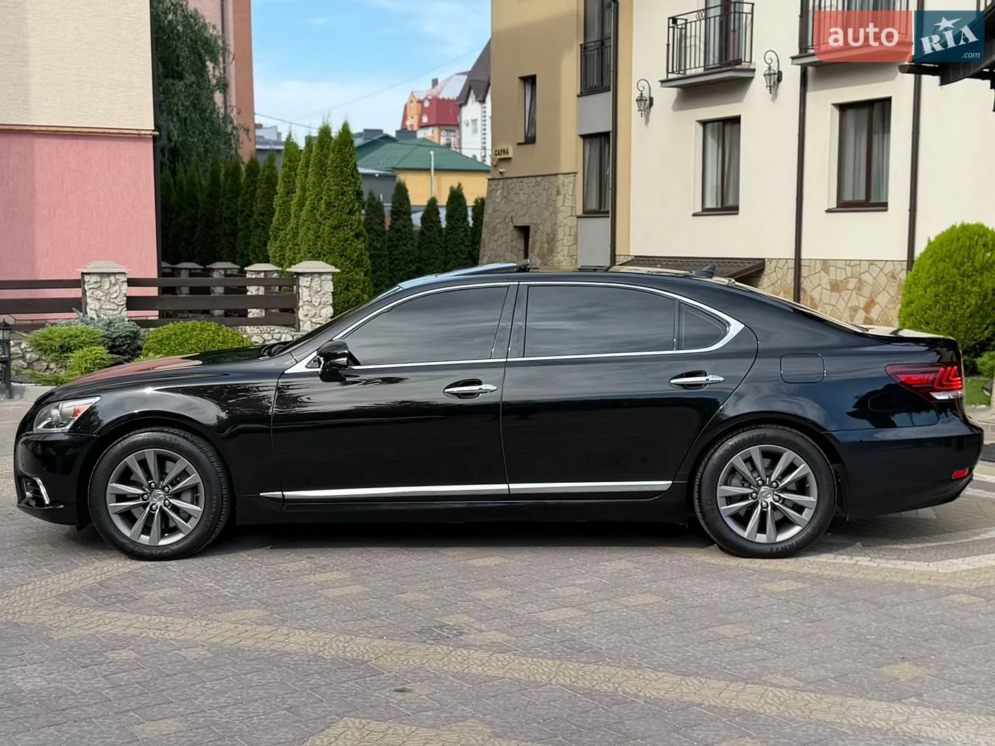 2012 Lexus LS - мініатюра 9