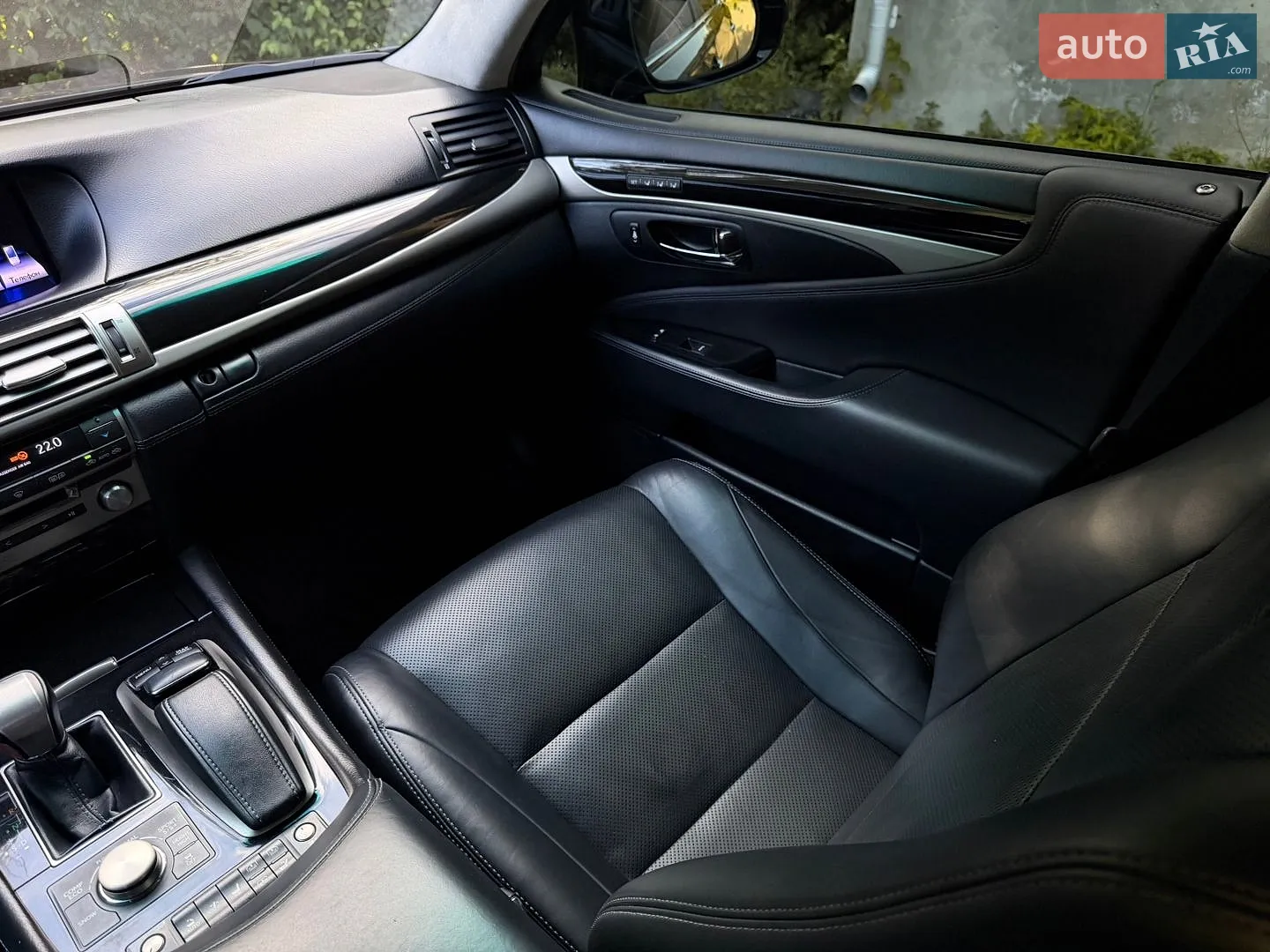 2012 Lexus LS - мініатюра 26