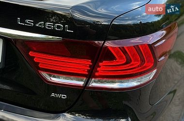 Седан Lexus LS 2012 в Тернополі