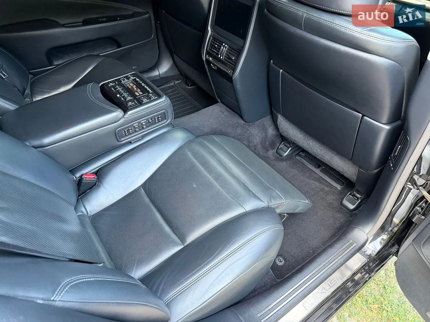 2012 Lexus LS - мініатюра 48