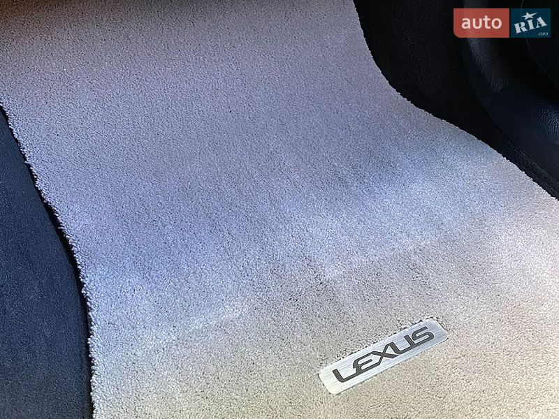 Седан Lexus LS 2008 в Ужгороде
