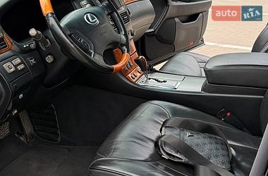 Седан Lexus LS 2002 в Києві