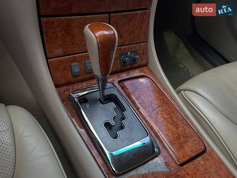 Седан Lexus LS 2005 в Киеве