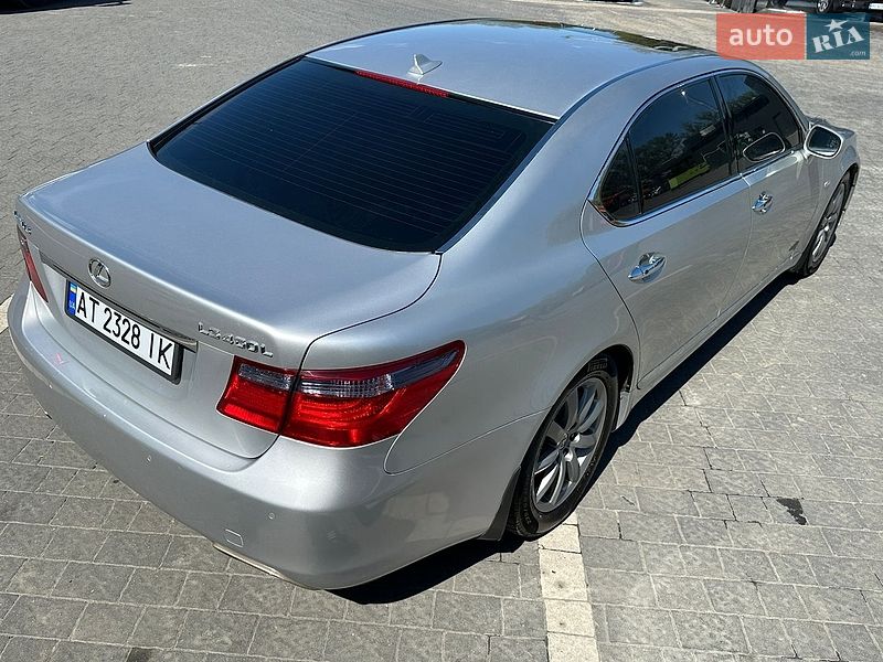 Седан Lexus LS 2007 в Ивано-Франковске