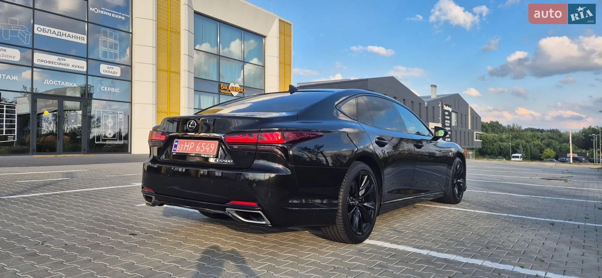 2023 Lexus LS - мініатюра 2
