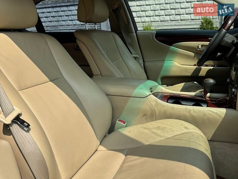 Седан Lexus LS 2007 в Києві