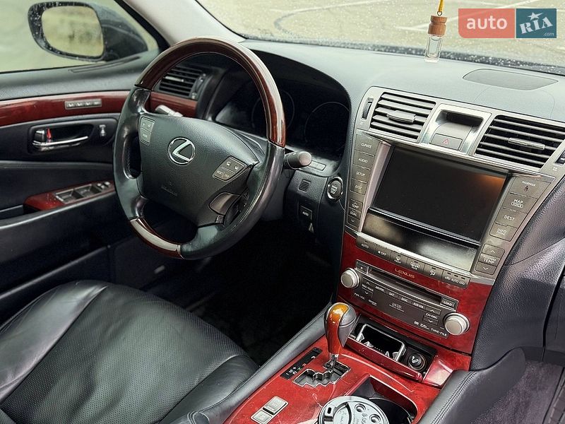 Седан Lexus LS 2011 в Одесі фото 20 Седан Lexus LS 2011 в Одесі