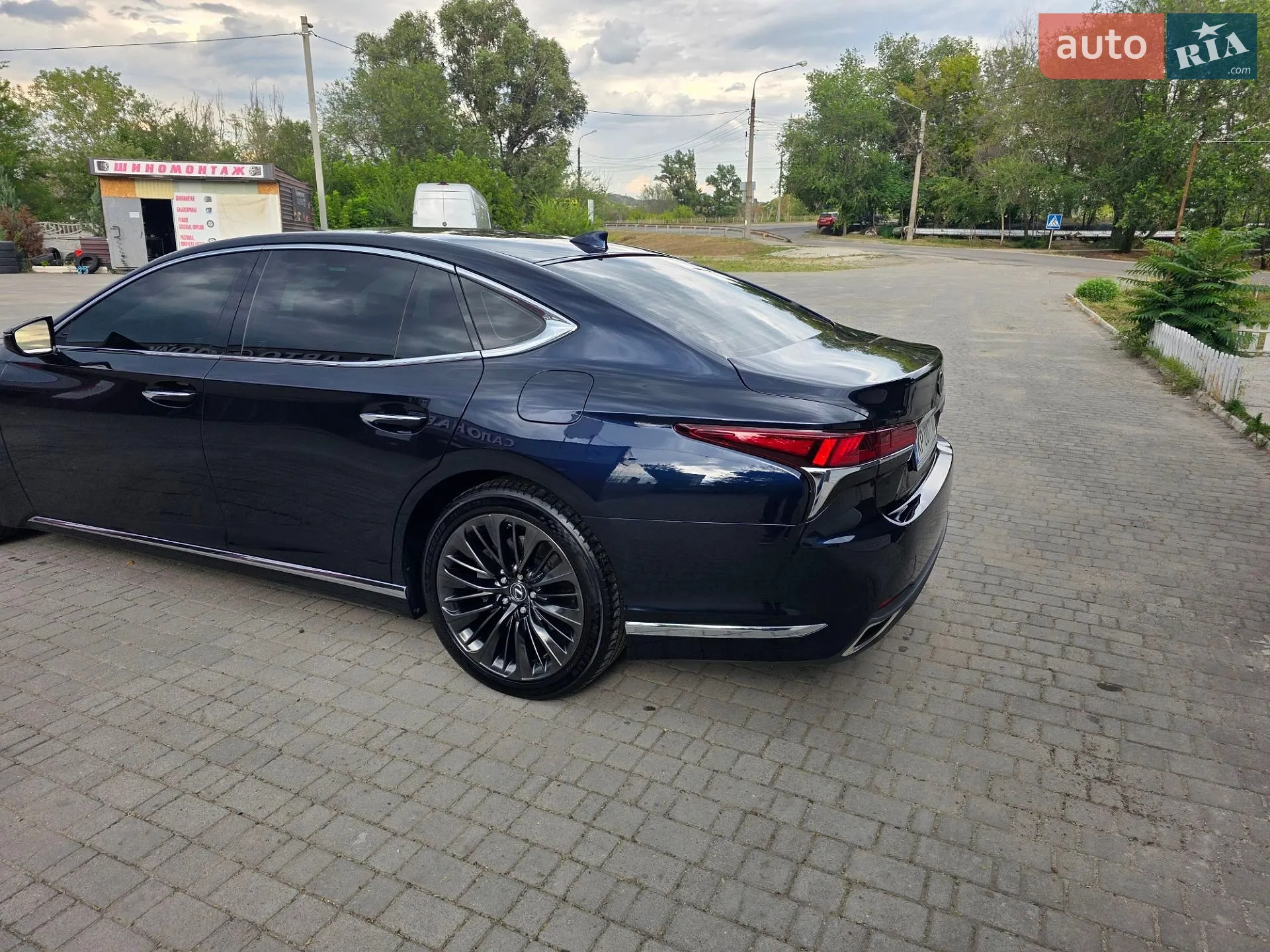 2019 Lexus LS - мініатюра 4
