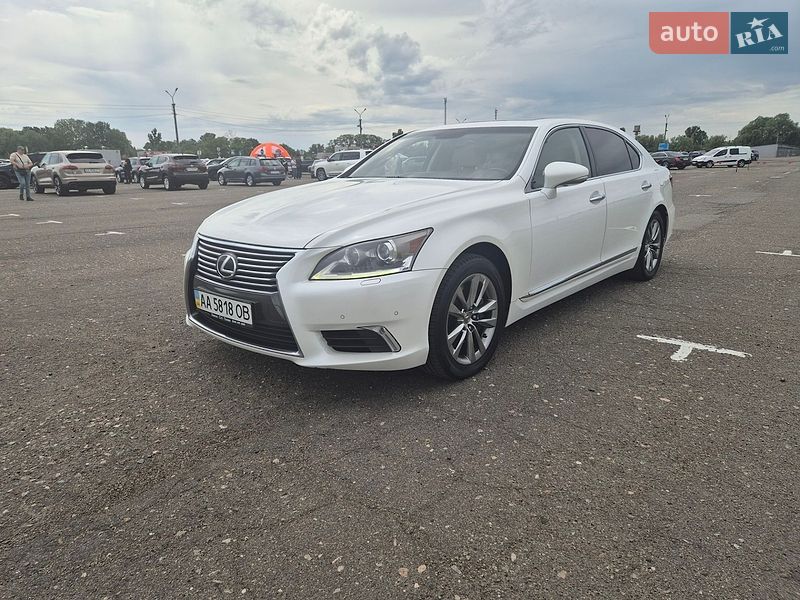 Седан Lexus LS 2013 в Киеве