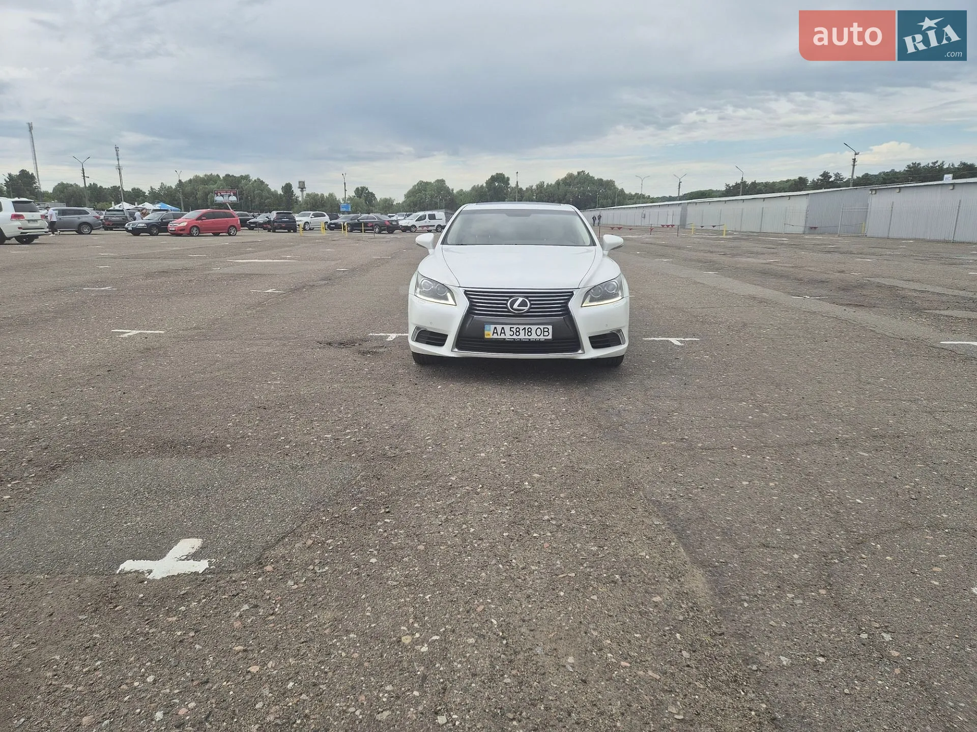 2013 Lexus LS - мініатюра 2