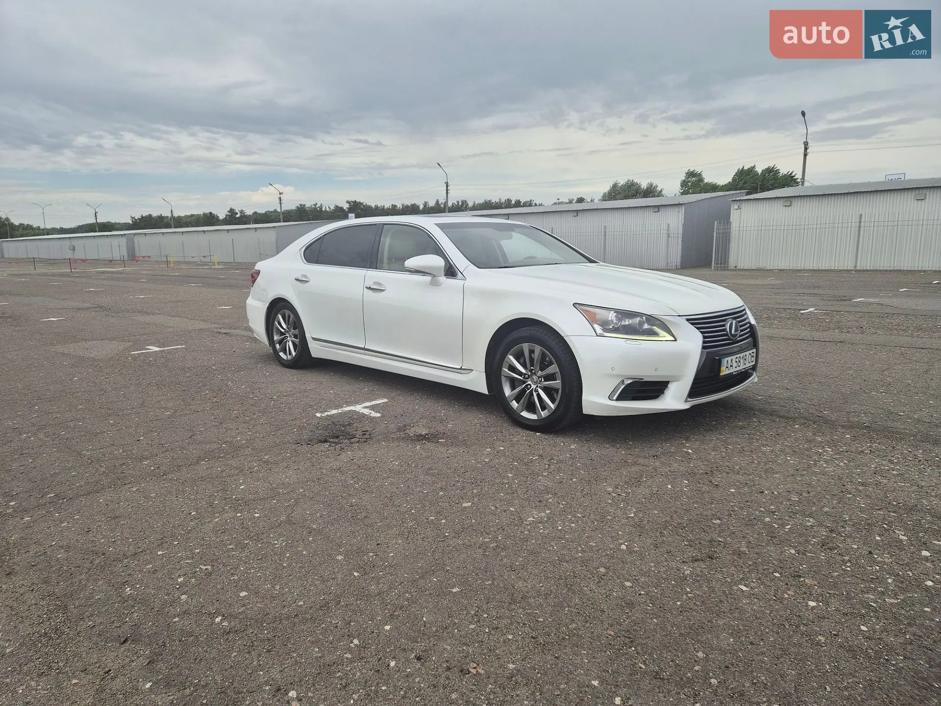 2013 Lexus LS - мініатюра 10