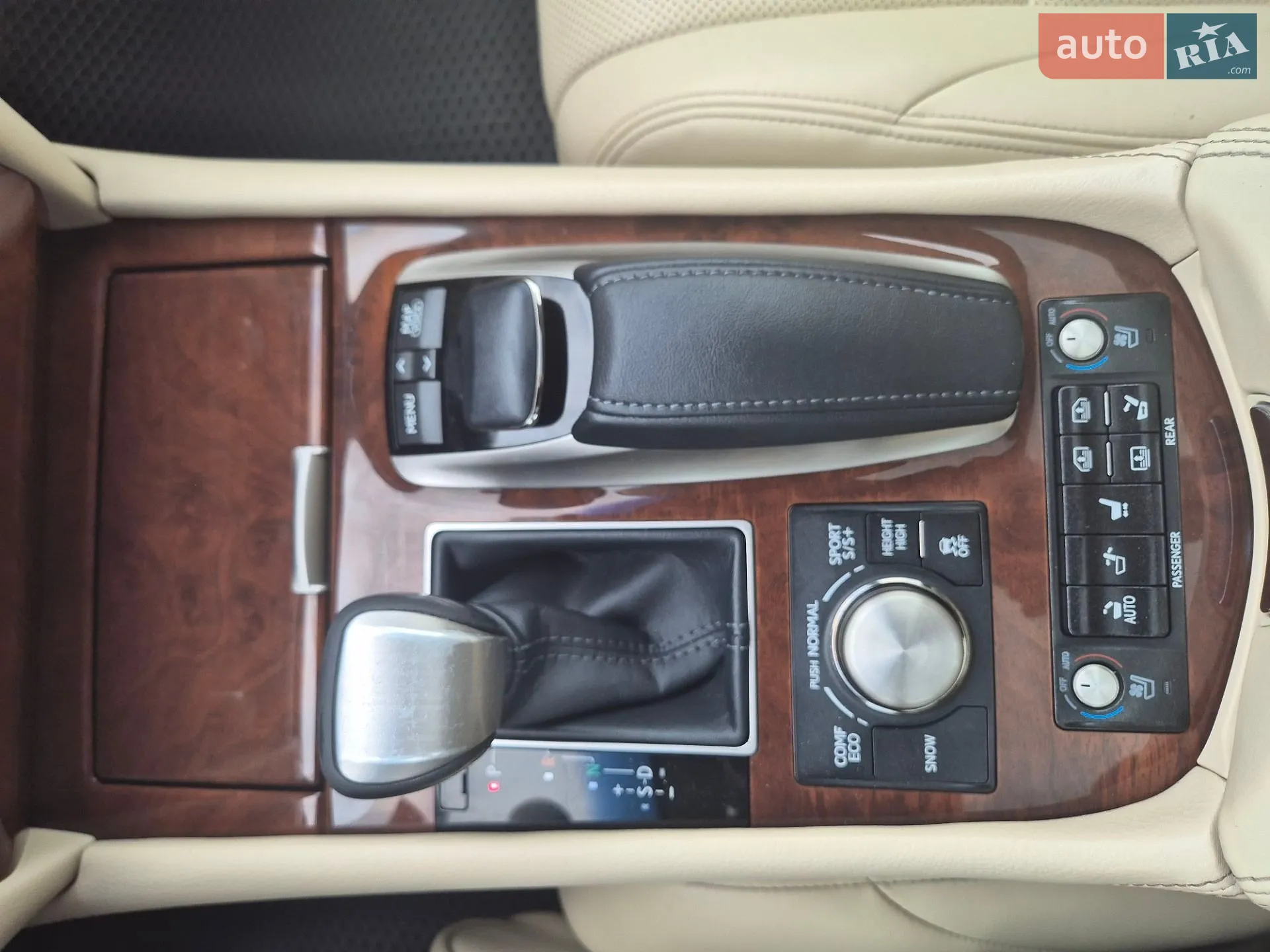 2013 Lexus LS - мініатюра 31