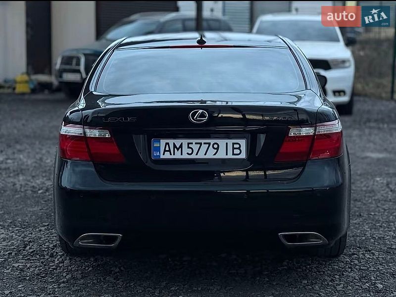 Седан Lexus LS 2007 в Киеве