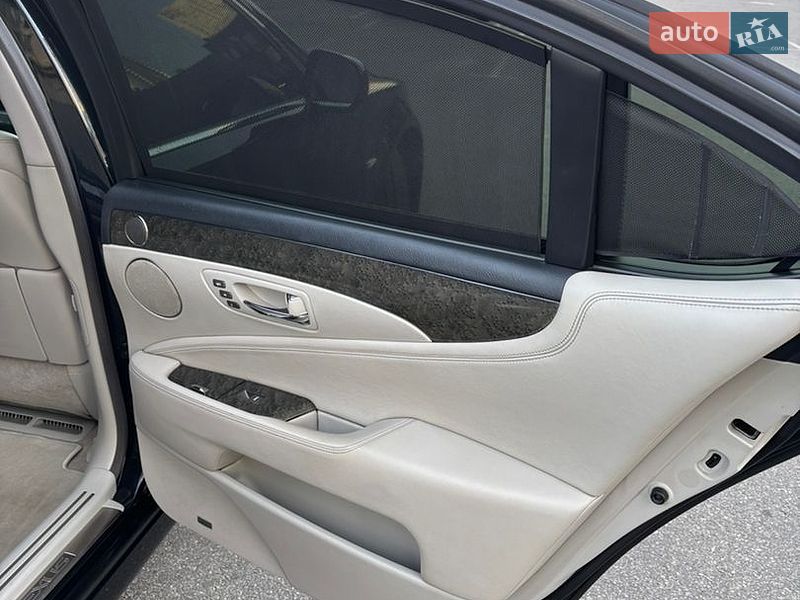 Седан Lexus LS 2007 в Києві